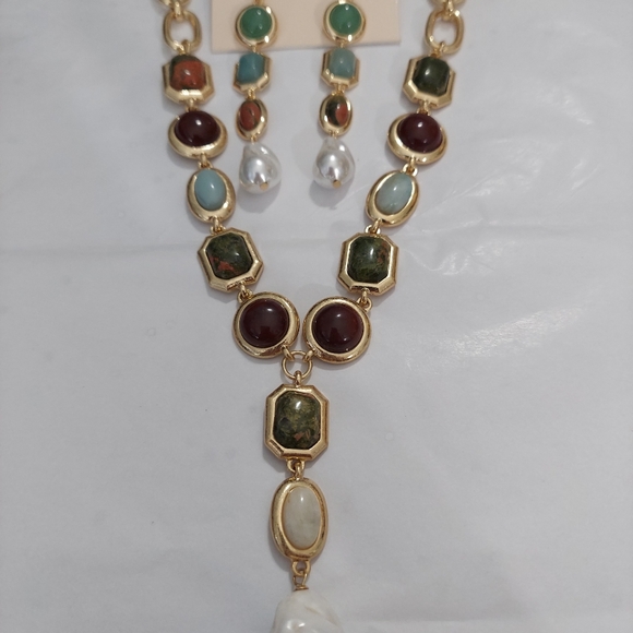 NWT Camila Coelho Semi Precious Stone Necklace & Earrings Set - Picture 3 of 6